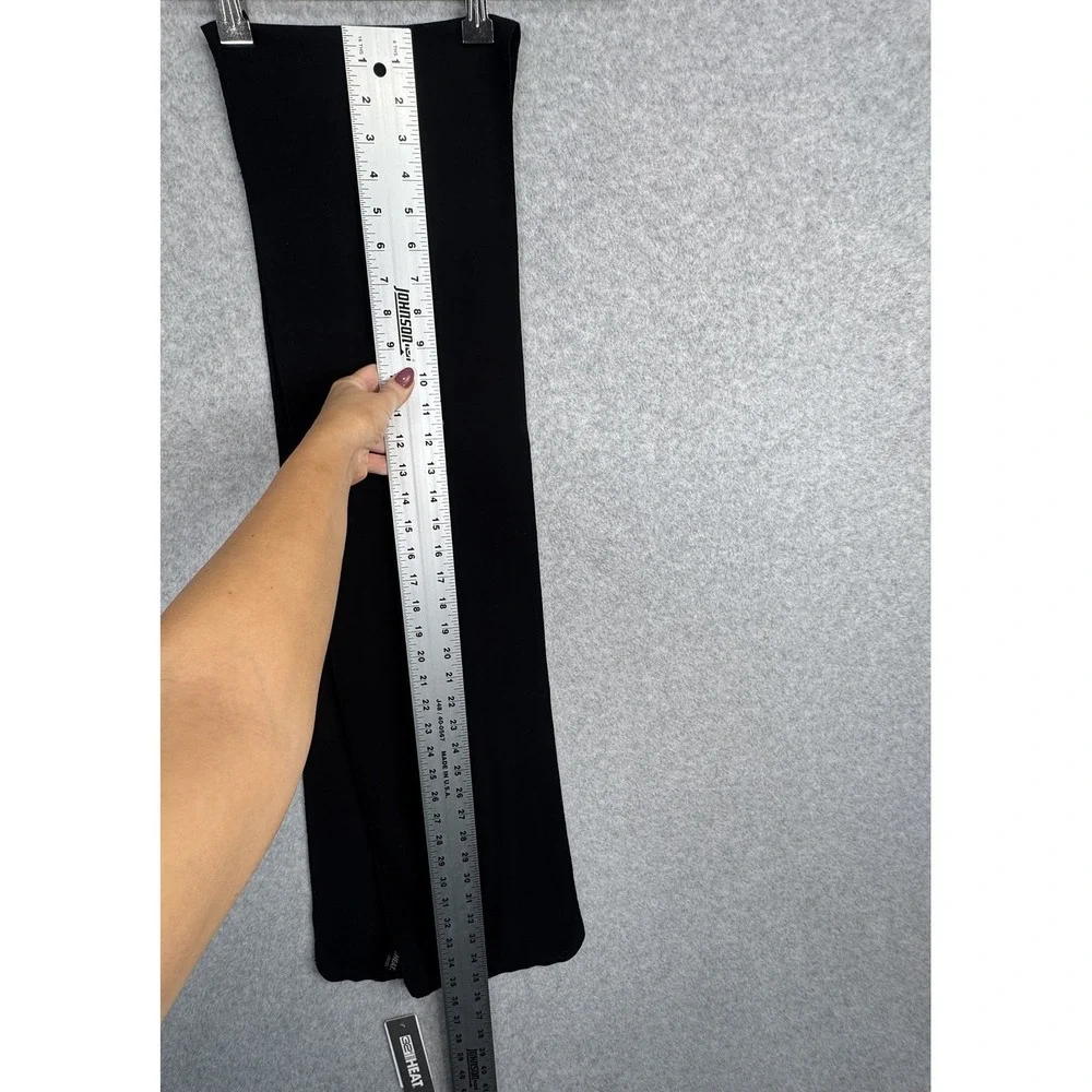 32 Degrees Heat NWT Black Thermal Scarf One Size‎ 90% Polyester Spandex